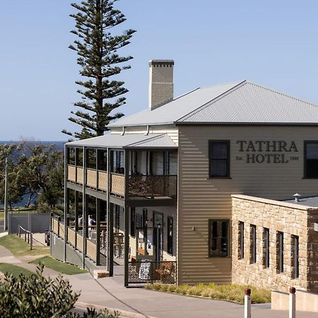 Tathra Hotel & Motel Экстерьер фото